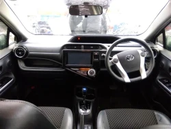 Toyota AQUA 2015 года NHP10-6402842 ID: 452092 14