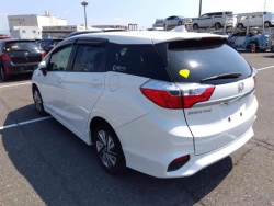 Honda SHUTTLE HYBRID 2015 года GP7-1011748 ID: 485729 2