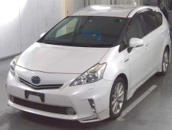 Toyota PRIUS ALPHA 2012 года ZVW40-3020977 ID: 555373 1