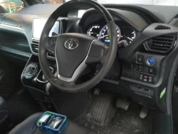 Toyota ESQUIRE 2017 года ZWR80-0244096 ID: 560798 5