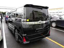 Toyota VOXY 2018 года ZRR80-0473813 ID: 490545 13