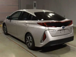 Toyota ​PRIUS PHV 2018 года ZVW52-3090214 ID: 556923 4