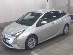 Toyota PRIUS 2016 года ZVW50-8049895 ID: 553361 1