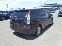 Toyota PRIUS ALPHA 2014 года ZVW41-3342955 ID:553039 15