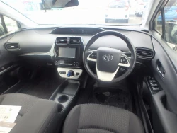 Toyota PRIUS 2018 года ZVW50-6136698 ID: 489206 37