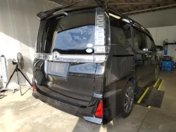 Toyota VOXY 2019 года ZRR80-0539705 ID: 489992 2