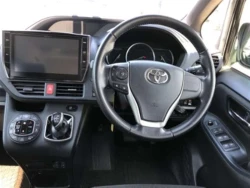 Toyota NOAH 2016 года ZWR80-0181141 ID: 488458 5