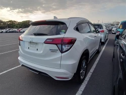 Honda VEZEL HYBRID 2014 года RU4-1016234 ID: 560985 19