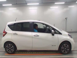 Nissan NOTE 2016 года HE12-021845 ID: 496700 24