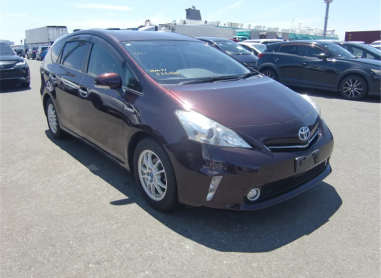Toyota PRIUS ALPHA 2014 года ZVW41-3342955 ID:553039
