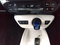 Toyota PRIUS 2018 года ZVW51-6066479 ID: 492322 24