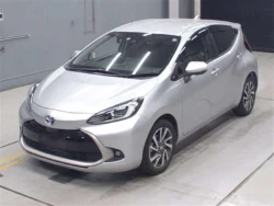 Toyota AQUA 2022 года MXPK11-2091549 ID: 561185 1