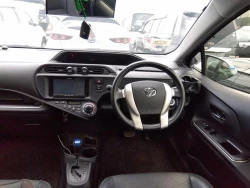 Toyota AQUA 2013 года NHP10-2238584 ID: 480809 15