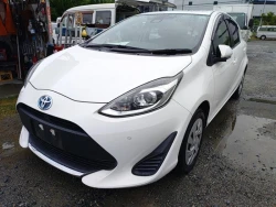 Toyota AQUA 2021 года NHP10-2720901 ID: 561412 0