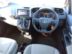 Toyota Wish, 2012 год 14