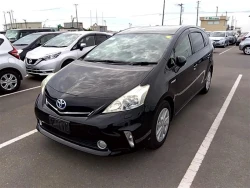 Toyota PRIUS ALPHA 2012 года ZVW41-3180066 ID: 483006 10