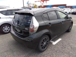 Toyota AQUA 2012 года NHP10-6004757 ID: 485272 11