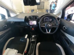 Nissan NOTE 2017 года HE12-041479 ID: 556809 3