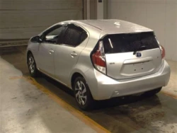 Toyota AQUA 2015 года NHP10-6379730 ID: 466958 5