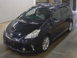 Toyota PRIUS ALPHA 2013 года ZVW41-3334981 ID: 537194 1