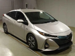 Toyota ​PRIUS PHV 2018 года ZVW52-3090214 ID: 556923 0
