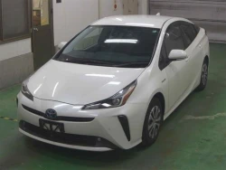 Toyota PRIUS 2019 года ZVW55-6001594 ID: 542722 1