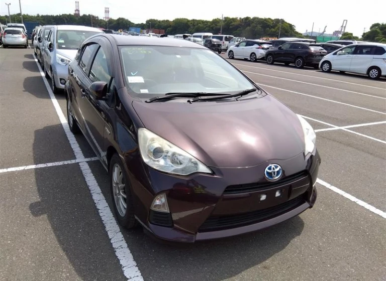 Toyota AQUA 2014 года NHP10-2293581 ID: 487655