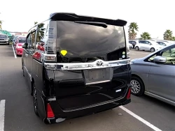 Toyota VOXY 2018 года ZRR80-0431685 ID: 492325 20