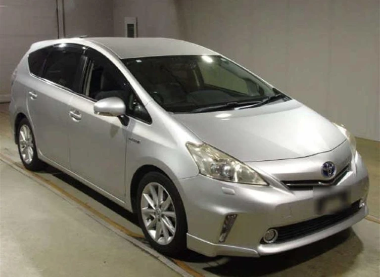 Toyota PRIUS ALPHA 2012 года ZVW41-3169945 ID: 556913