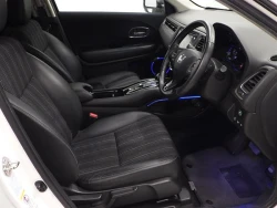 Honda VEZEL HYBRID 2014 года RU4-1016234 ID: 560985 5