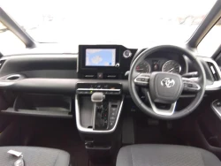 Toyota NOAH 2022 года MZRA90-0008056 ID: 541150 7