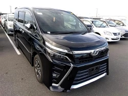 Toyota VOXY 2018 года ZRR80-0431685 ID: 492325 17