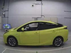 Toyota PRIUS 2016 года ZVW50-8045972 ID: 557631 6