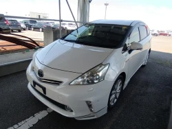 Toyota PRIUS ALPHA 2012 года ZVW40-3020977 ID: 555373 10