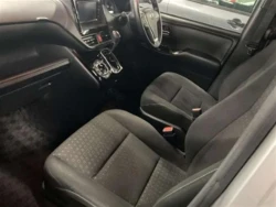 Toyota NOAH 2021 года ZRR80-0672251 ID: 560868 13