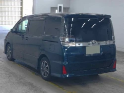 Toyota VOXY 2021 года ZRR80-0700880 ID: 556772 2