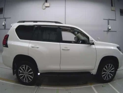 Toyota LAND CRUISER PRADO 2021 года TRJ150-0126845 ID: 538661 4