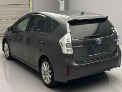 Toyota PRIUS ALPHA 2012 года ZVW41-3127624 ID: 560861 2