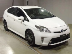Toyota PRIUS 2014 года ZVW30-1862613 ID: 556920 0