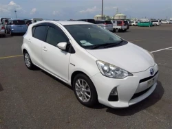 Toyota AQUA 2014 года NHP10-6287261 ID: 486116 7