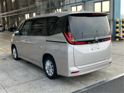 Toyota NOAH 2022 года MZRA90-0007040 ID: 556927 20