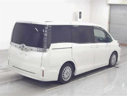 Toyota VOXY 2016 года ZWR80-0195017 ID: 559989 2