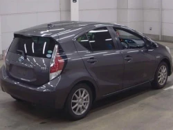Toyota AQUA 2015 года NHP10-6463923 ID: 488693 4