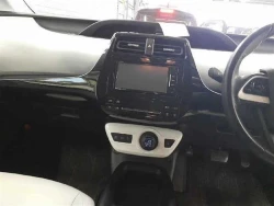 Toyota PRIUS 2016 года ZVW50-8045972 ID: 557631 10
