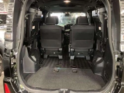 Toyota VOXY 2018 года ZRR80-0431685 ID: 492325 8