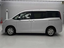 Toyota NOAH 2021 года ZRR80-0672251 ID: 560868 5