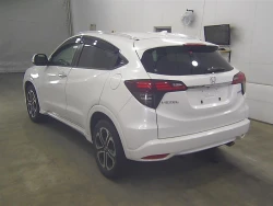Honda VEZEL HYBRID 2019 года RU3-1337785 ID: 492487 20