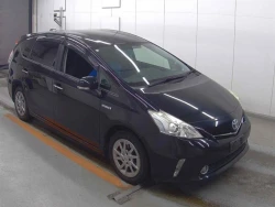 Toyota PRIUS ALPHA 2014 года ZVW41-3347560 ID: 556771 0
