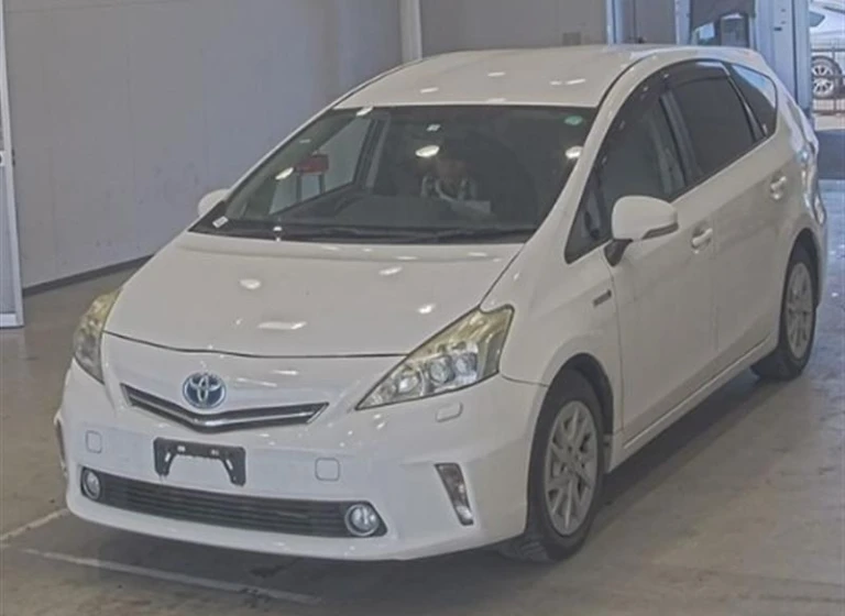 Toyota PRIUS ALPHA 2011 года ZVW41-3012735 ID: 560726