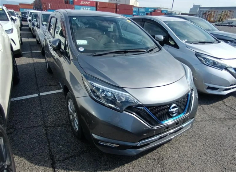 Nissan NOTE 2016 года HE12-014061 ID: 555380